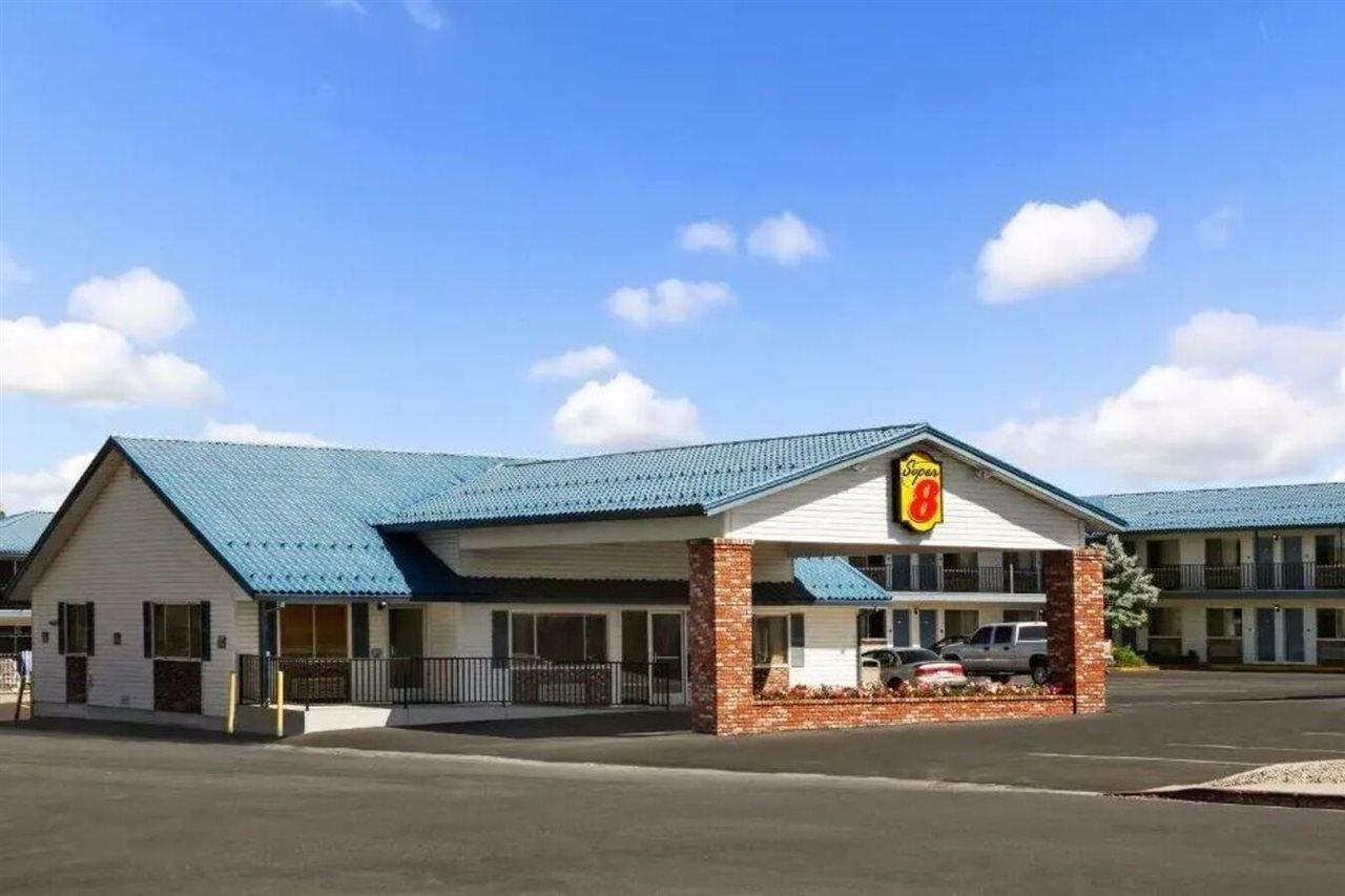 Super 8 By Wyndham Susanville Dış mekan fotoğraf