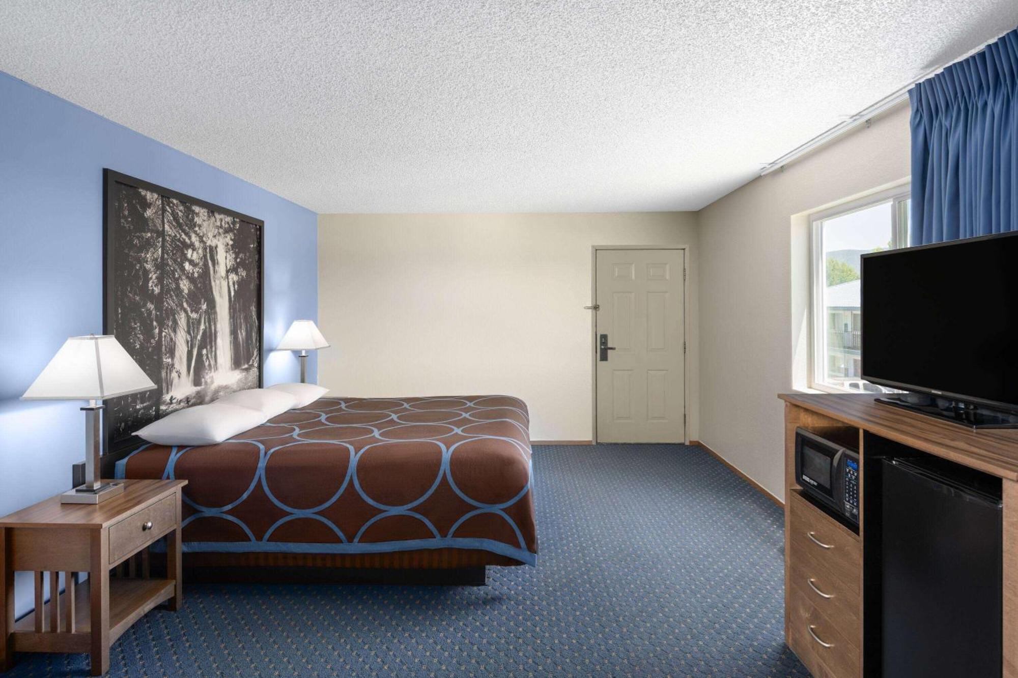 Super 8 By Wyndham Susanville Dış mekan fotoğraf